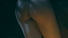 37. Полностью голая Ана Де Армас на эротических кадрах из кино