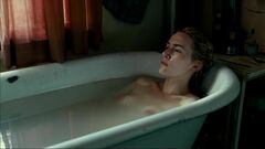 2. Полностью голая Кейт Уинслет из эротических сцен в кино