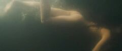 14. Полностью голая Алисия Викандер на горячих кадрах из кино