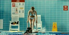 4. Горячие фото Нелли Уваровой в купальнике из фильма «Я Люблю Тебя»