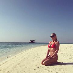 13. Волочкова опять вернулась на Мальдивы и публикует фото в купальнике (2019)