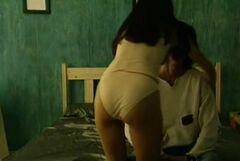 1. Инна Гомес в нижнем белье в фильмах «Черная комната» (2000) и «Летний дождь» (2002)